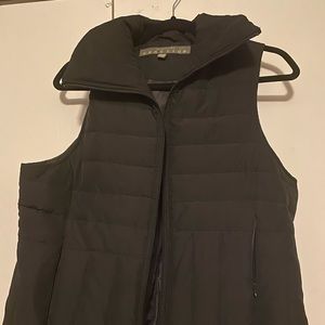 Down puffer black  Kenneth Cole vest
